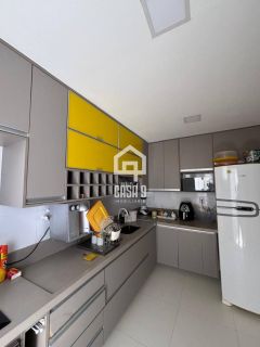 Apartamento térreo duplex a venda com 4 quartos na Praia do Surf em Itacimirim Bahia