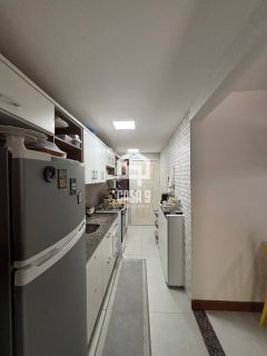 Apartamento duplex nascente com 3 suítes pé na areia e mobiliado a venda em Itacimirim Bahia