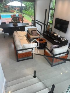 Casa duplex mobiliada com 5 quartos a venda no condomínio Fazenda em Praia do Forte Bahia