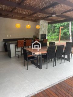 Casa duplex mobiliada com 5 quartos a venda no condomínio Fazenda em Praia do Forte Bahia