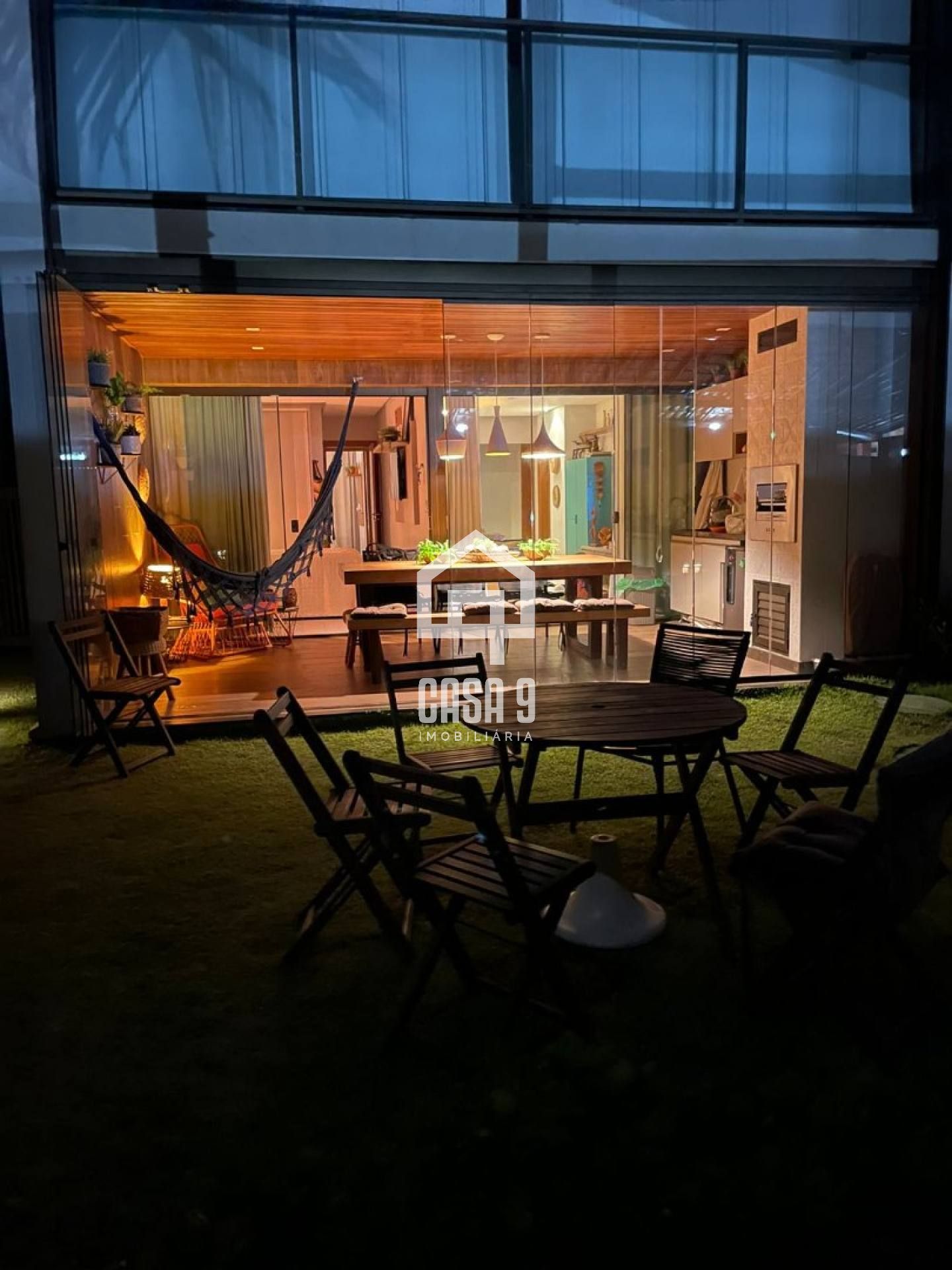 Apartamento térreo mobiliado com 3 quartos no condomínio Itacimirim Exclusive em Itacimirim Bahia