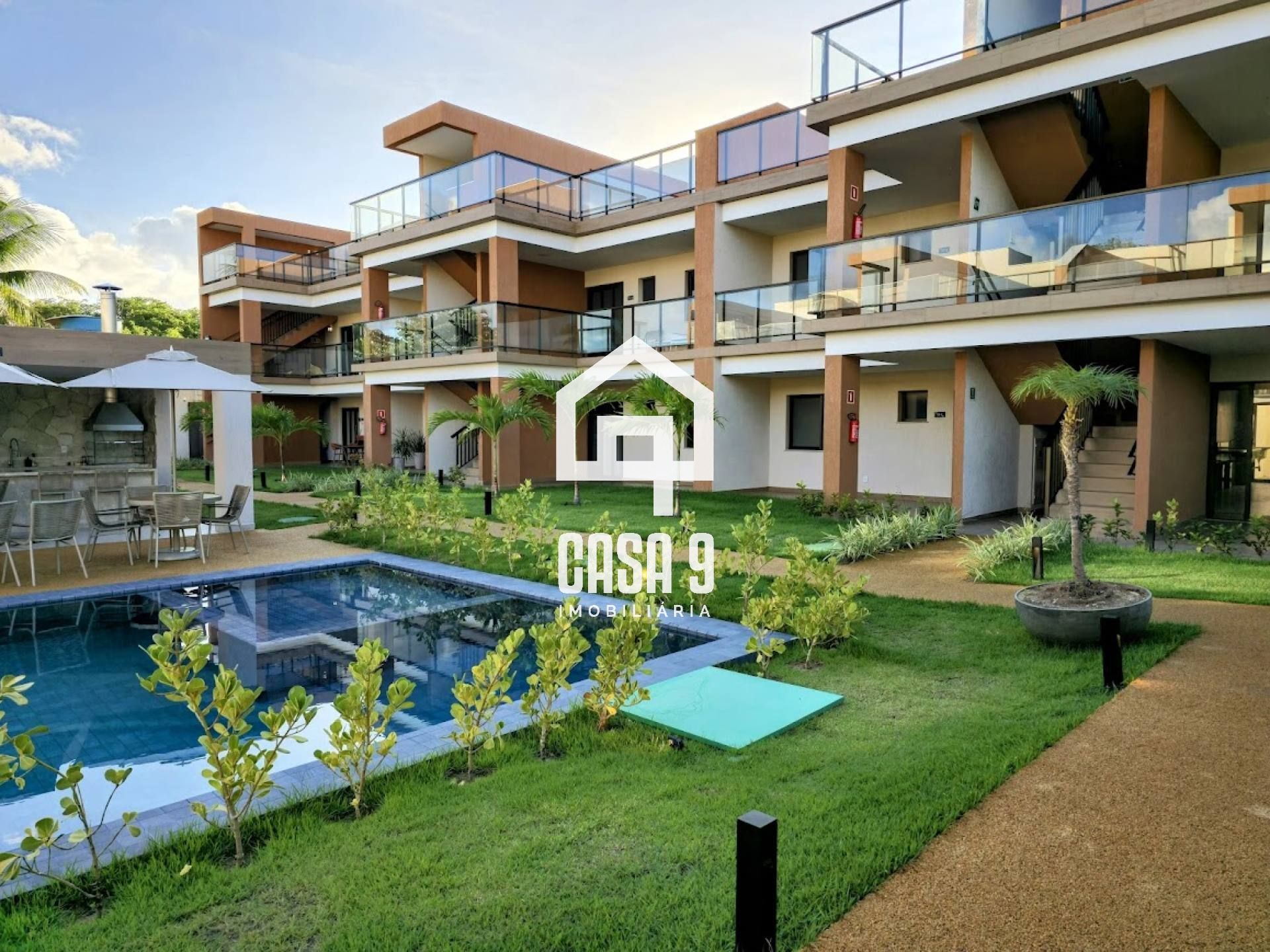 Apartamento terraço mobiliado a venda com 3 quartos (2 suites) na Praia do Surf em Itacimirim Bahia