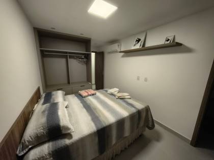 Apartamento terraço mobiliado a venda com 3 quartos (2 suites) na Praia do Surf em Itacimirim Bahia