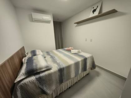 Apartamento terraço mobiliado a venda com 3 quartos (2 suites) na Praia do Surf em Itacimirim Bahia