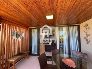 Apartamento superior mobiliado a venda com 2 suítes e varanda na Praia da Espera em Itacimirim Bahia