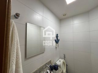 Apartamento superior mobiliado a venda com 2 suítes e varanda na Praia da Espera em Itacimirim Bahia