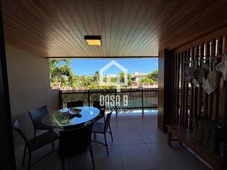 Apartamento superior mobiliado a venda com 2 suítes e varanda na Praia da Espera em Itacimirim Bahia