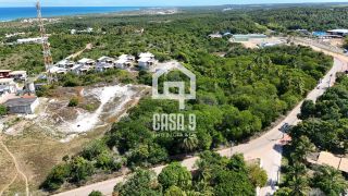 Terreno à venda com 7.735 m² na rua principal de Imbassaí
