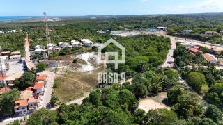 Terreno à venda com 7.735 m² na rua principal de Imbassaí