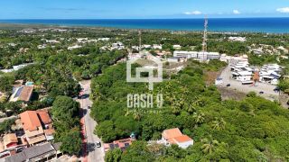 Terreno à venda com 7.735 m² na rua principal de Imbassaí