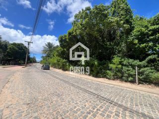 Terreno à venda com 7.735 m² na rua principal de Imbassaí