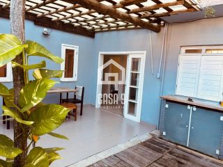 Casa para locação anual com 3 quartos em Praia do Forte Bahia