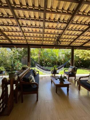 Casa de Condomínio mobiliada a venda com 3 quartos no condomínio Alto da Constancia em Praia do Forte Bahia