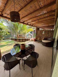 Casa com 2 suítes mobiliada a venda na beira da lagoa no Condomínio Reserva Aruá Lagoa Aruá Bahia