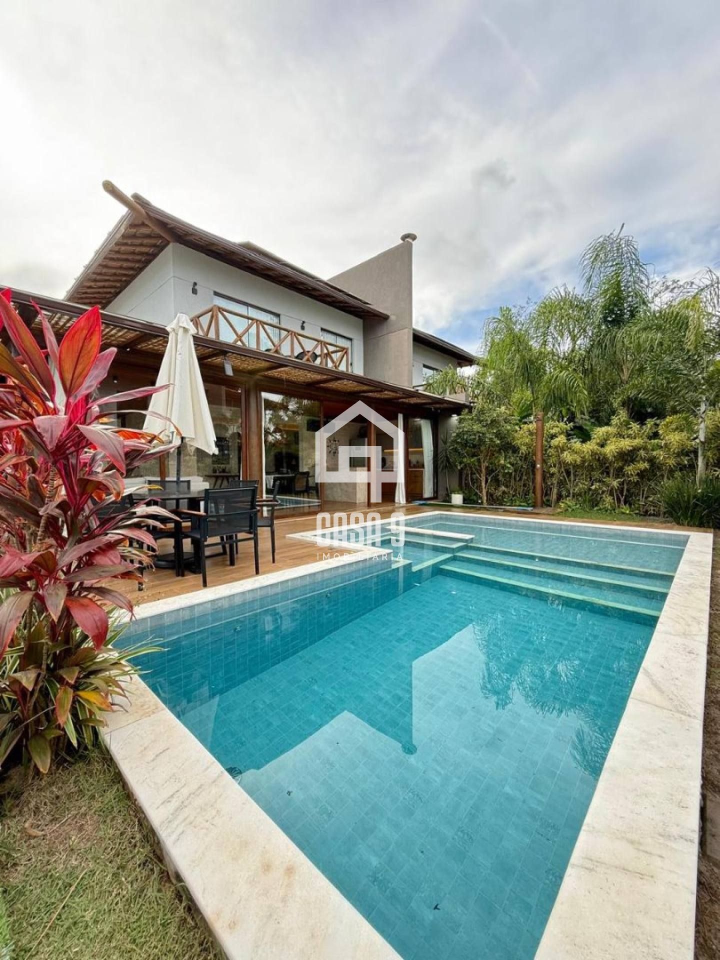 Casa de Condomínio para locação anual com 3 suítes piscina privativa no condomínio Alto da Enseada em Praia do Forte Bahia