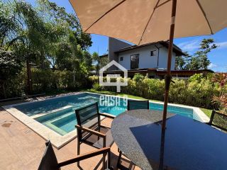 Casa a venda com 3 suítes e piscina privativa no condomínio Alto da Enseada em Praia do Forte Bahia