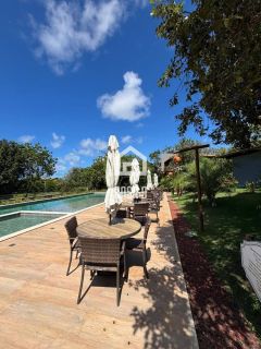 Casa a venda com 3 suítes e piscina privativa no condomínio Alto da Enseada em Praia do Forte Bahia