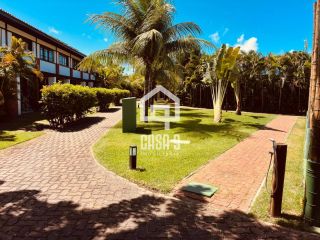 Casa em condomínio próximo da vila para locação anual com 2 suítes em Praia do Forte Bahia