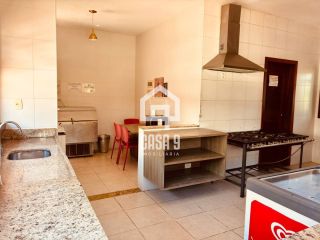 Casa em condomínio próximo da vila para locação anual com 2 suítes em Praia do Forte Bahia