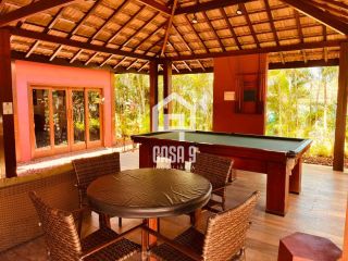 Casa em condomínio próximo da vila para locação anual com 2 suítes em Praia do Forte Bahia