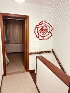 Casa em condomínio próximo da vila para locação anual com 2 suítes em Praia do Forte Bahia