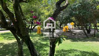 Apartamento garden duplex para locação anual com 2 suítes mobiliado na Vila em Praia do Forte Bahia
