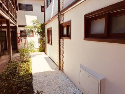 Apartamento térreo para locação anual com 2 quartos no Terraces Porto das Baleias em Praia do Forte Bahia