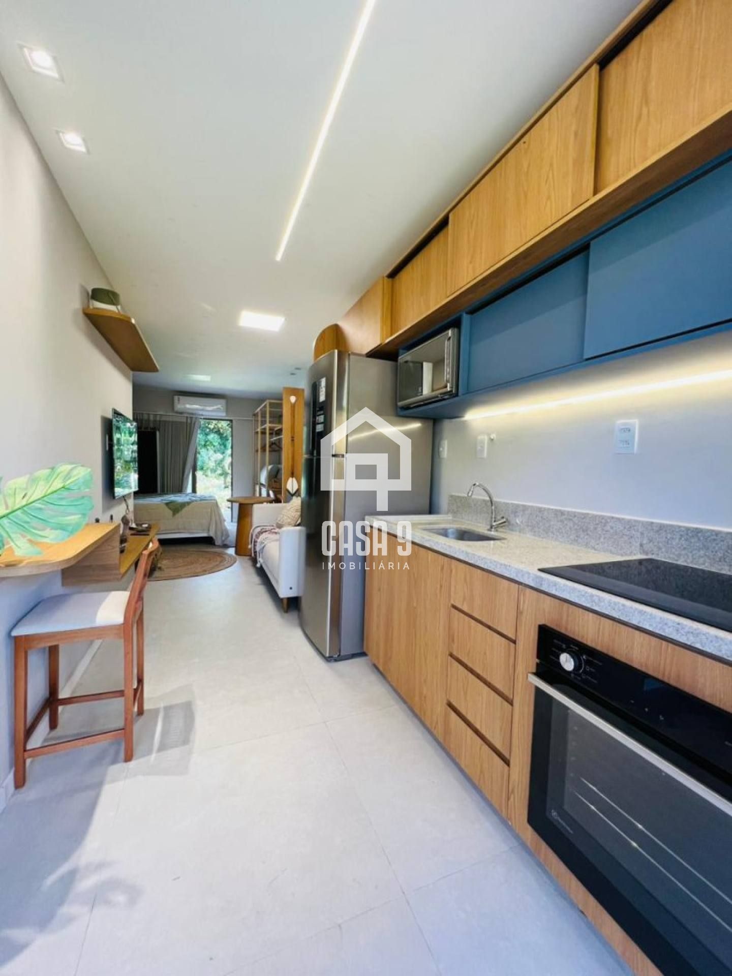 Apartamento a venda com 1 suíte na avenida principal de Imbassai Bahia