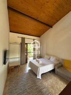 Apartamento para locação anual com 1 suíte na avenida principal de Imbassai Bahia