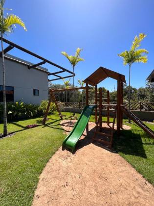 Casa a venda com 3 quartos no condominio Alto da Enseada em Praia do Forte Bahia