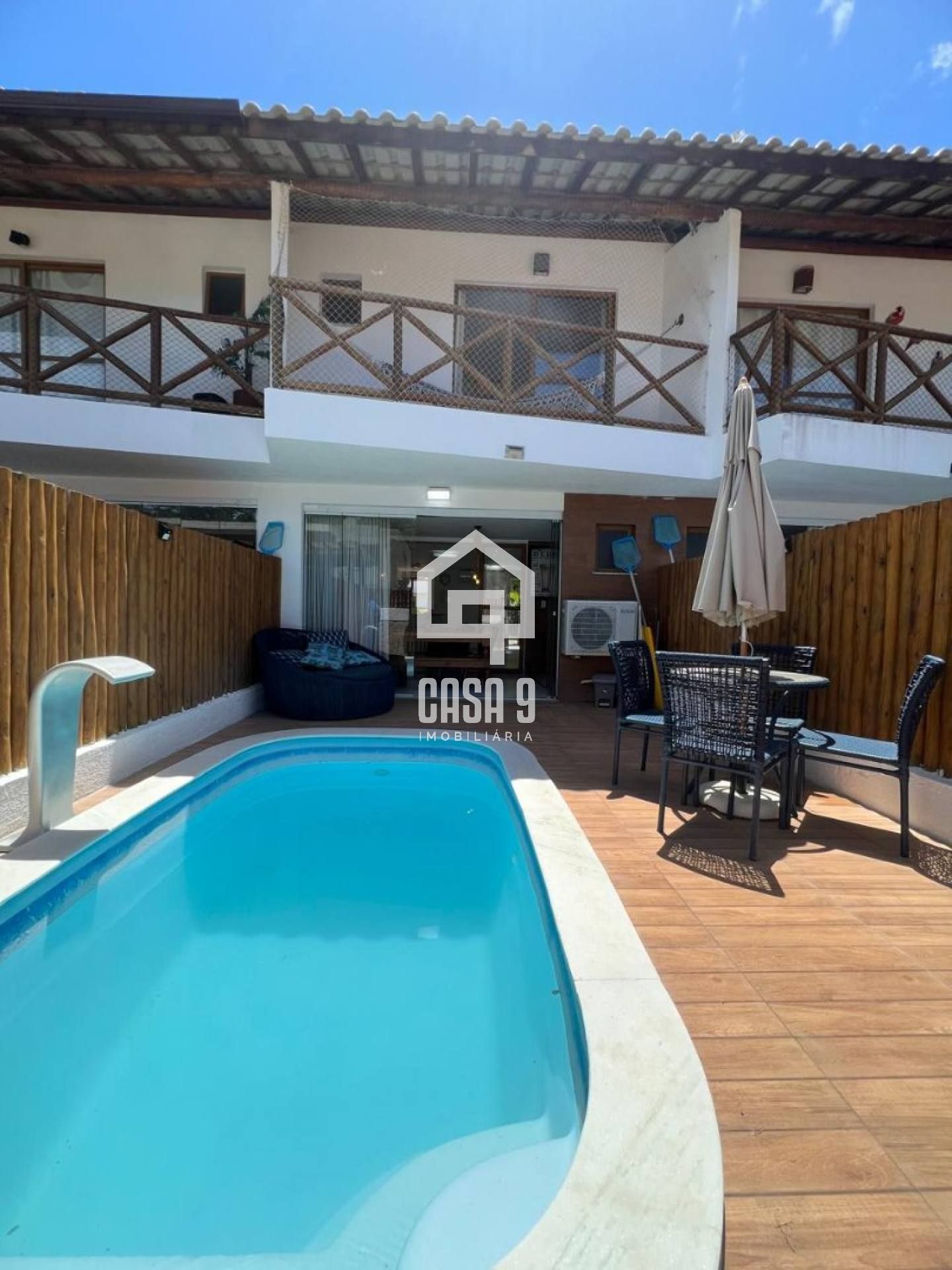 Apartamento duplex mobiliado a venda em Imbassai