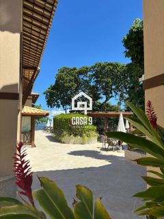 Apartamento duplex nascente a venda com 2 suítes no condominio Porto Praia do Forte na Vila de Praia do Forte Bahia