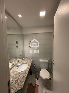 Apartamento duplex nascente a venda com 2 suítes no condominio Porto Praia do Forte na Vila de Praia do Forte Bahia