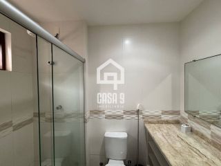 Apartamento térreo para locação anual com 1 suíte na vila de Praia do Forte Bahia
