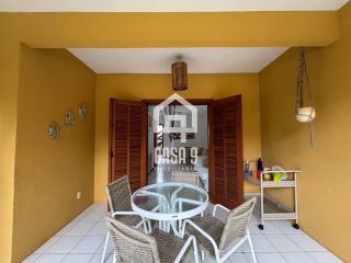 Apartamento térreo para locação anual com 1 suíte na vila de Praia do Forte Bahia