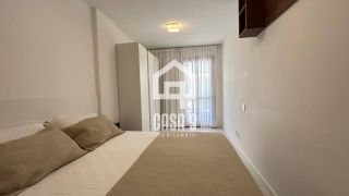 Apartamento térreo vista mar para locação anual com 2 suítes no condominio Porto Praia do Forte na Vila de Praia do Forte Bahia