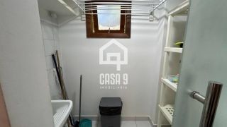 Apartamento térreo vista mar para locação anual com 2 suítes no condominio Porto Praia do Forte na Vila de Praia do Forte Bahia
