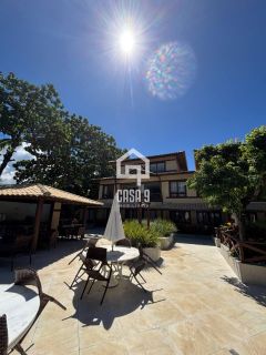 Apartamento térreo vista mar para locação anual com 2 suítes no condominio Porto Praia do Forte na Vila de Praia do Forte Bahia