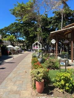 Apartamento superior a venda com 2 suítes na Vila de Praia do Forte Bahia