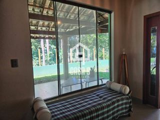 Casa a venda mobiliada com 4 suítes a venda no condominio Fazenda em Praia do Forte Bahia