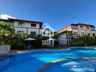 Apartamento térreo mobiliado para venda com 2 suítes e acesso privativo a praia em Praia do Forte Bahia