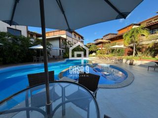 Apartamento térreo mobiliado para venda com 2 suítes e acesso privativo a praia em Praia do Forte Bahia