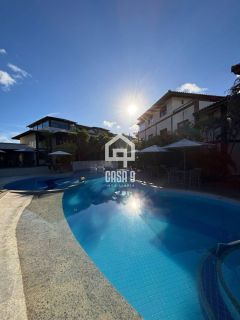 Apartamento térreo mobiliado para venda com 2 suítes e acesso privativo a praia em Praia do Forte Bahia