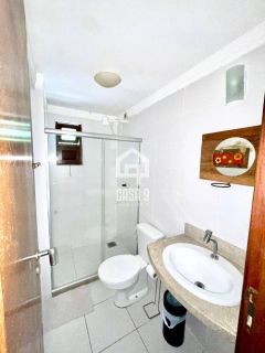 Apartamento térreo a venda com 2 suítes na Vila de Praia do Forte Bahia