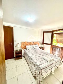 Apartamento térreo a venda com 2 suítes na Vila de Praia do Forte Bahia