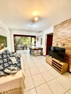Apartamento térreo a venda com 2 suítes na Vila de Praia do Forte Bahia