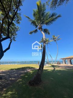 Apartamento duplex a venda com 4 quartos 2 suítes pé na areia na Vila de Praia do Forte Bahia