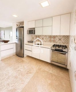 Apartamento duplex a venda com 4 quartos 2 suítes pé na areia na Vila de Praia do Forte Bahia