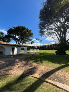 Apartamento duplex a venda com 4 quartos 2 suítes pé na areia na Vila de Praia do Forte Bahia