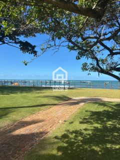 Apartamento duplex a venda com 4 quartos 2 suítes pé na areia na Vila de Praia do Forte Bahia